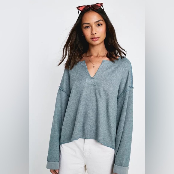 Urban Outfitters Tops - Urban Outfitters Waffle Knit Top – Size Small (S/P)